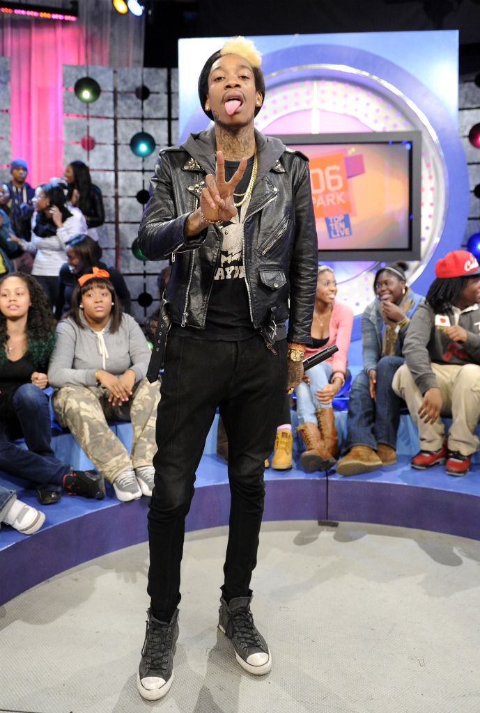 20 Photos Of Wiz Khalifa Wearing Converse Sneakers Complex