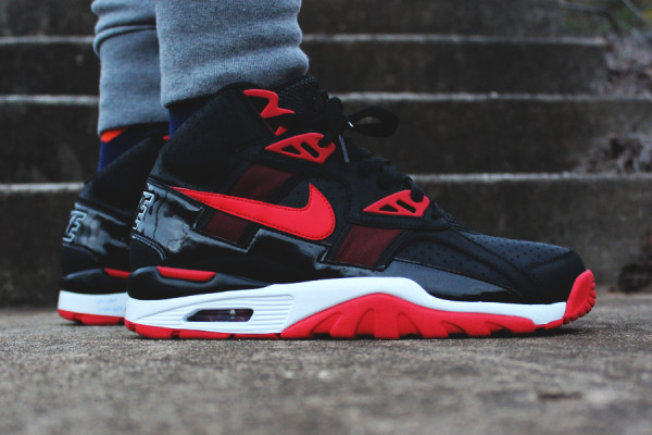 nike air trainer sc bred