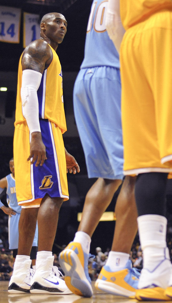Kobe Bryant wearing Nike Kobe IX 9 Elite Inline PE (2)