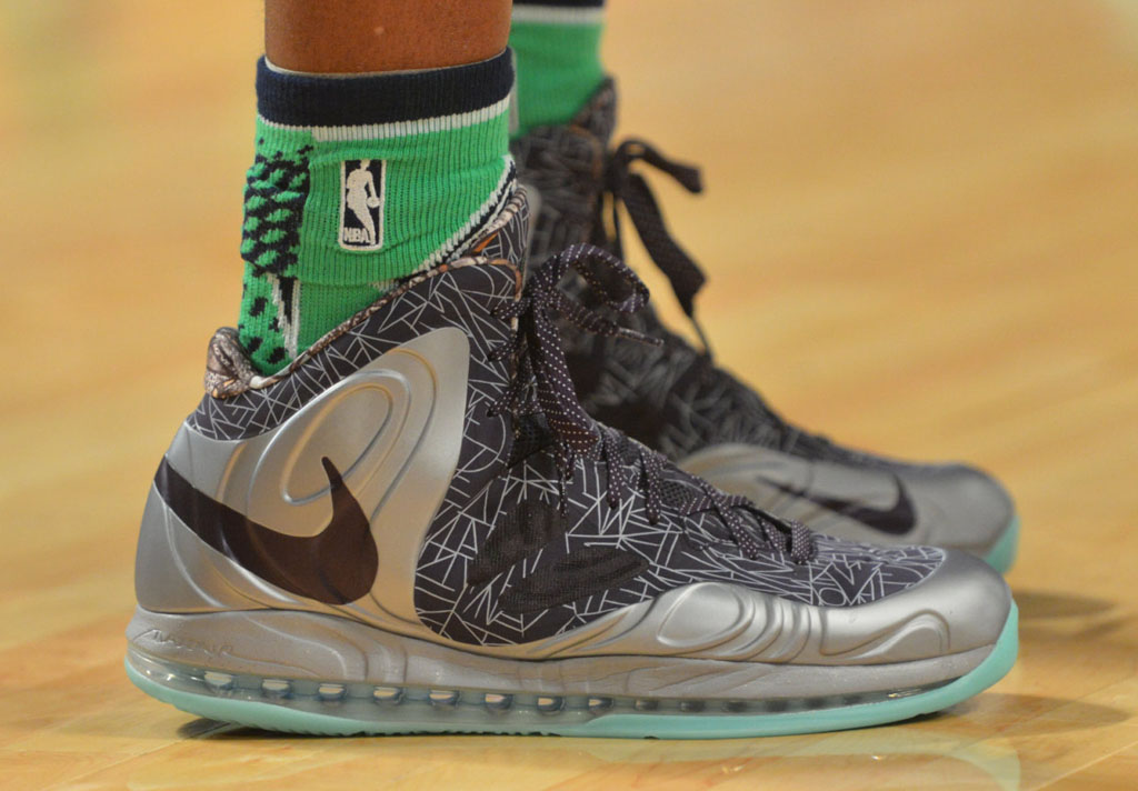 Chris Bosh wearing Nike Air Max Hyperposite