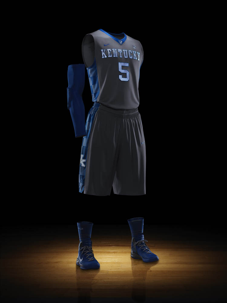 Nike Hyper Elite Platinum 2012 - Kentucky Wildcats (1)