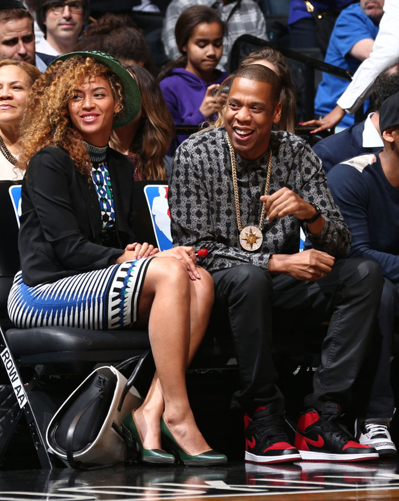 jay z wearing jordans