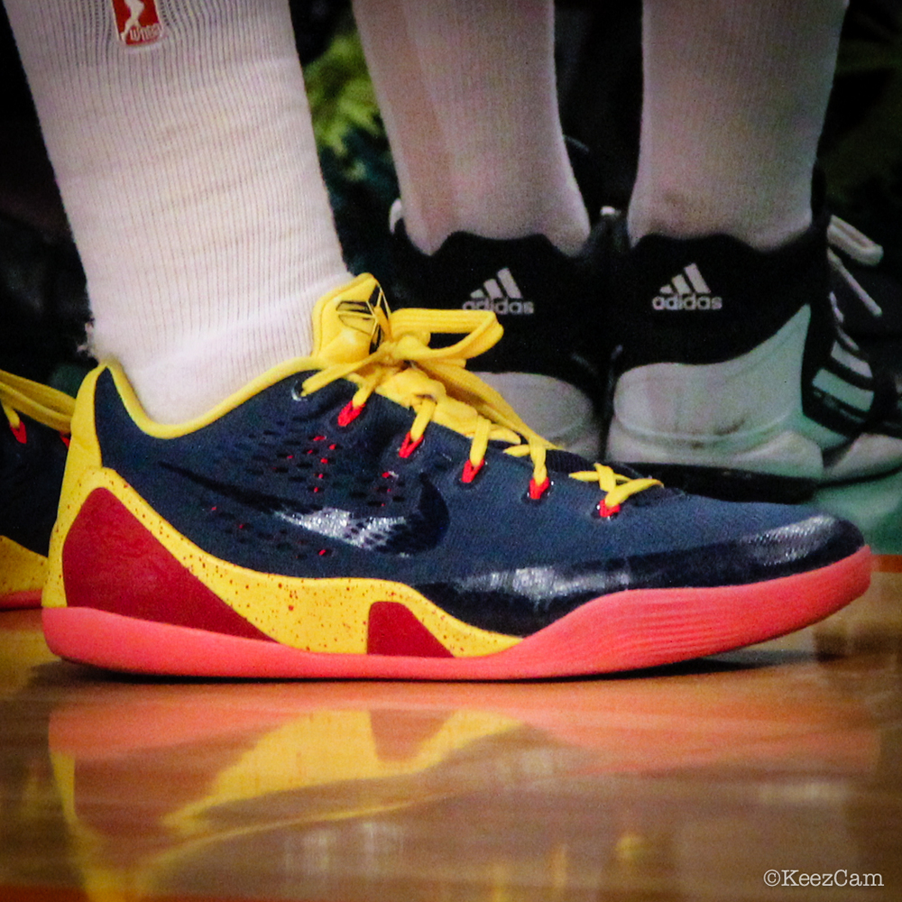 Karima Christmas Nike Kobe 9 EM 'Indiana Fever' PE (1)