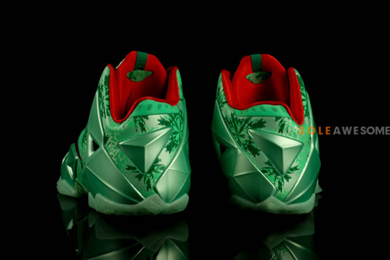 lebron 11 christmas shoes