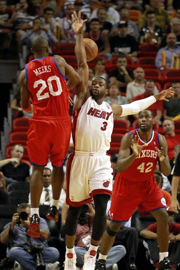 Sneaker Watch: Dwyane Wade Air Jordan 2011 'Home' PE - White/Red/Yellow