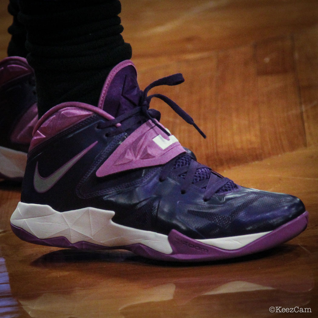 Eric Bledsoe wearing Nike Zoom Soldier VII 7