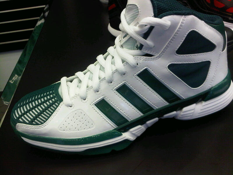 adidas Basketball - Fall 2011 Preview - Rose & Howard Signatures | Sole ...