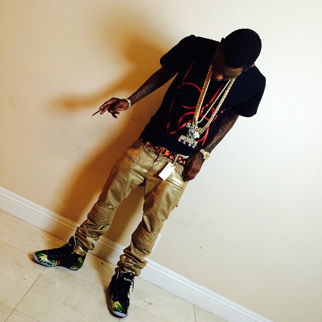 Soulja Boy wearing Nike LeBron XI 11 Everglades