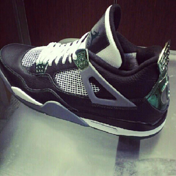 Air Jordan IV 4 Oregon Ducks (2)