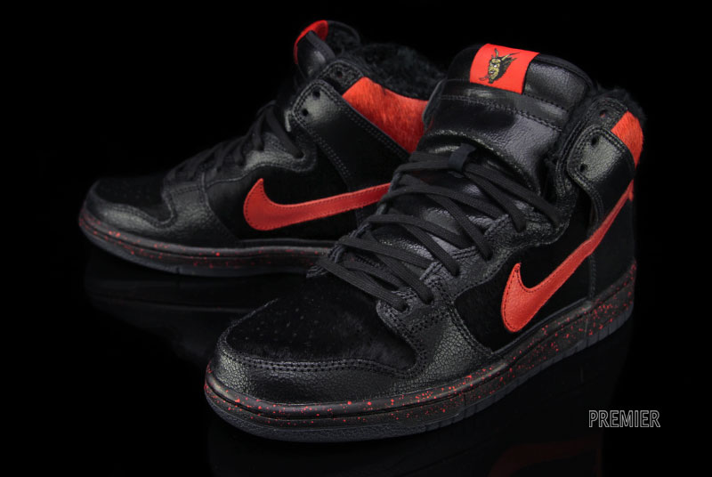 nike dunk krampus