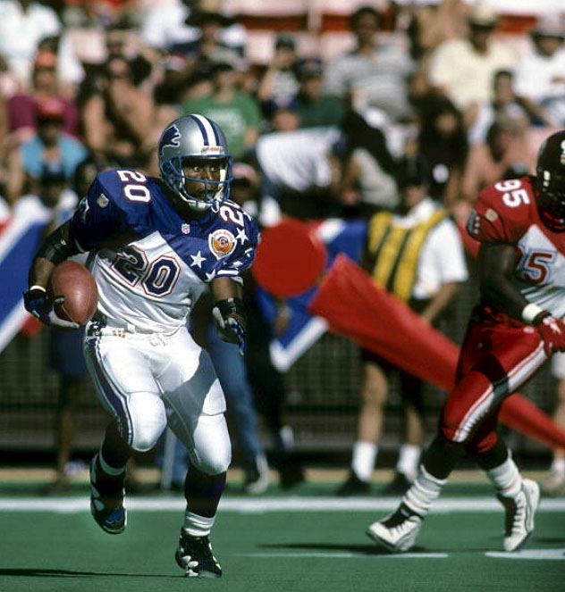 Flashback // Barry Sanders Wears Nike Air Zoom Turf With Air Jordan 11 Sole