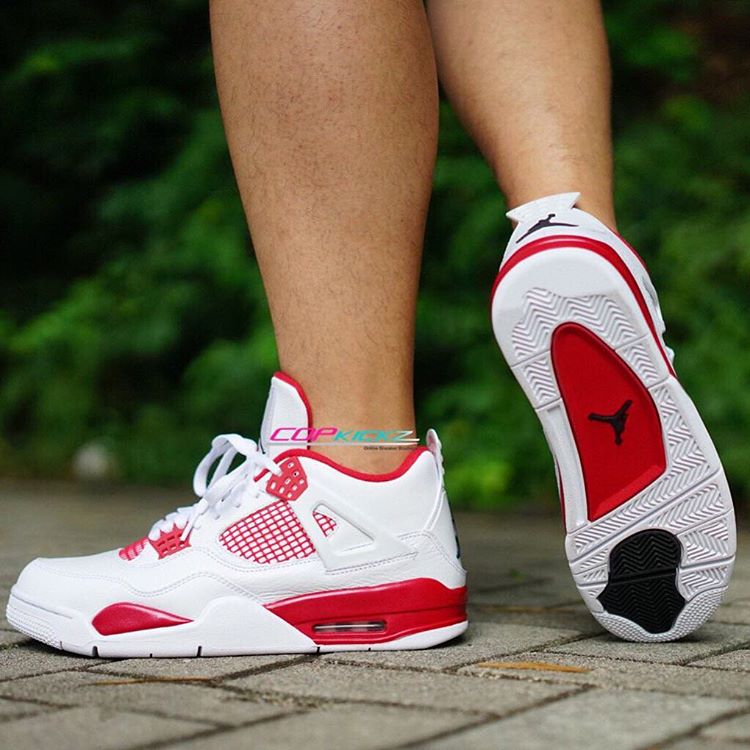 jordan 4 alternate 89 on feet