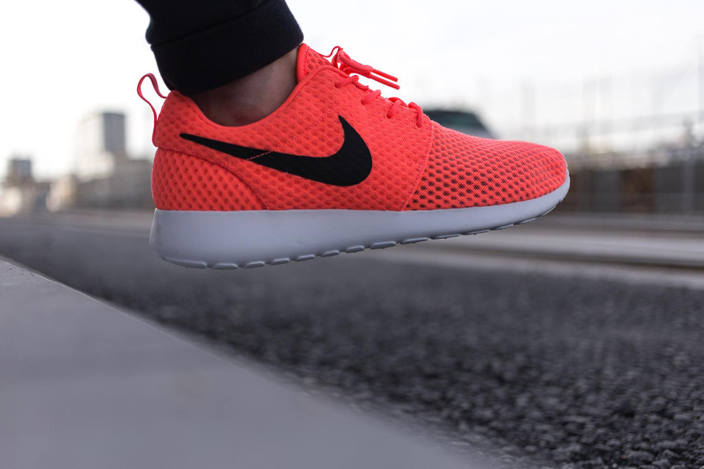 The Nike Roshe Run Breeze Also Goes Hot Lava for Summer | Sole Collector