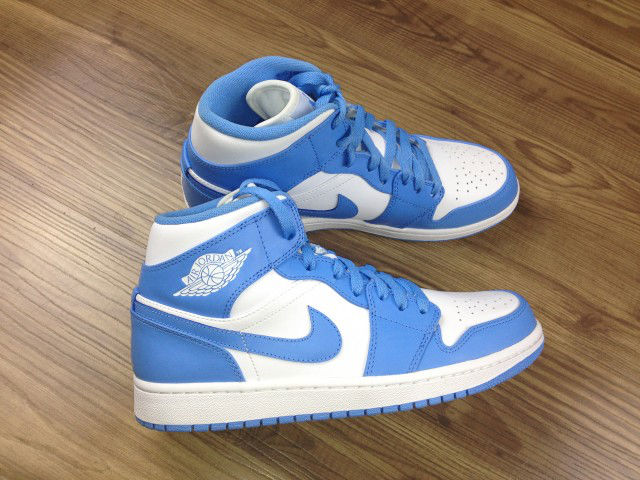 air jordan retro 1 mid unc