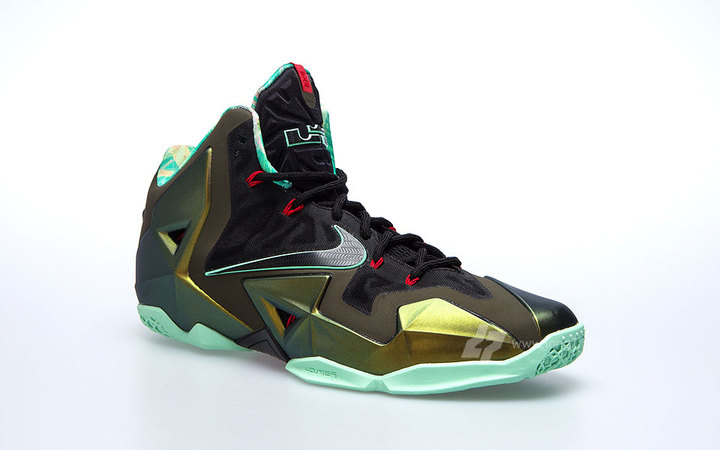 Nike LeBron XI Parachute Gold Release Date 616175-700 (3)