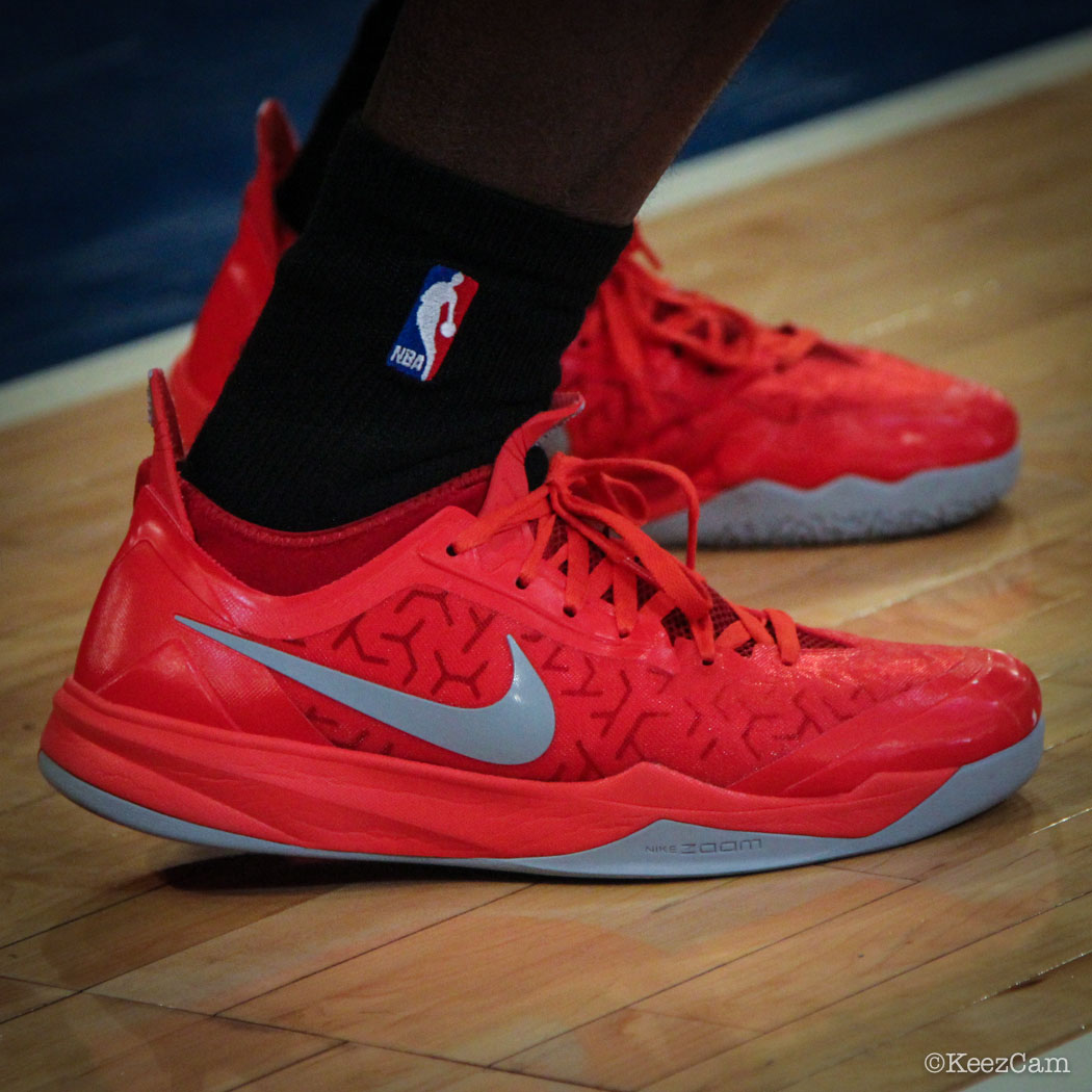 Dion Waiters wearing Nike Zoom Crusader