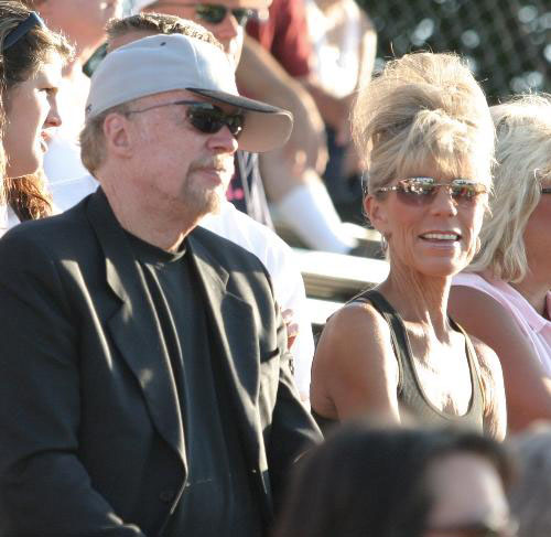 Phil and Penny Knight Have Given More than $1 Billion to Charity