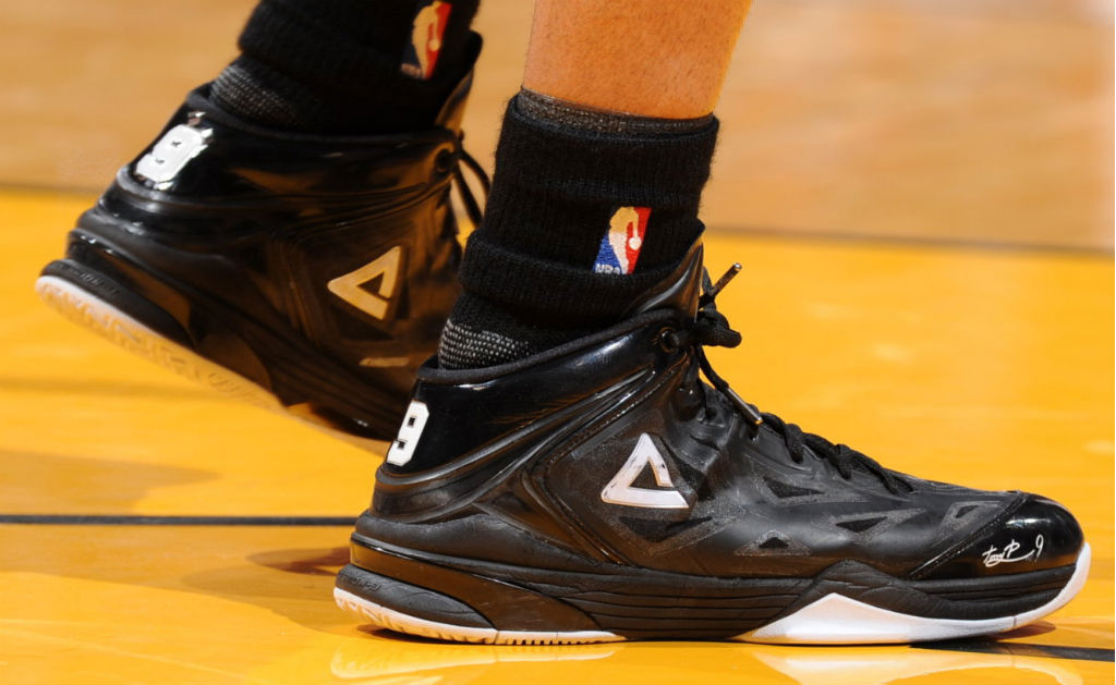 Tony Parker Beats The Clock In Peak Team Lightning PE (1)