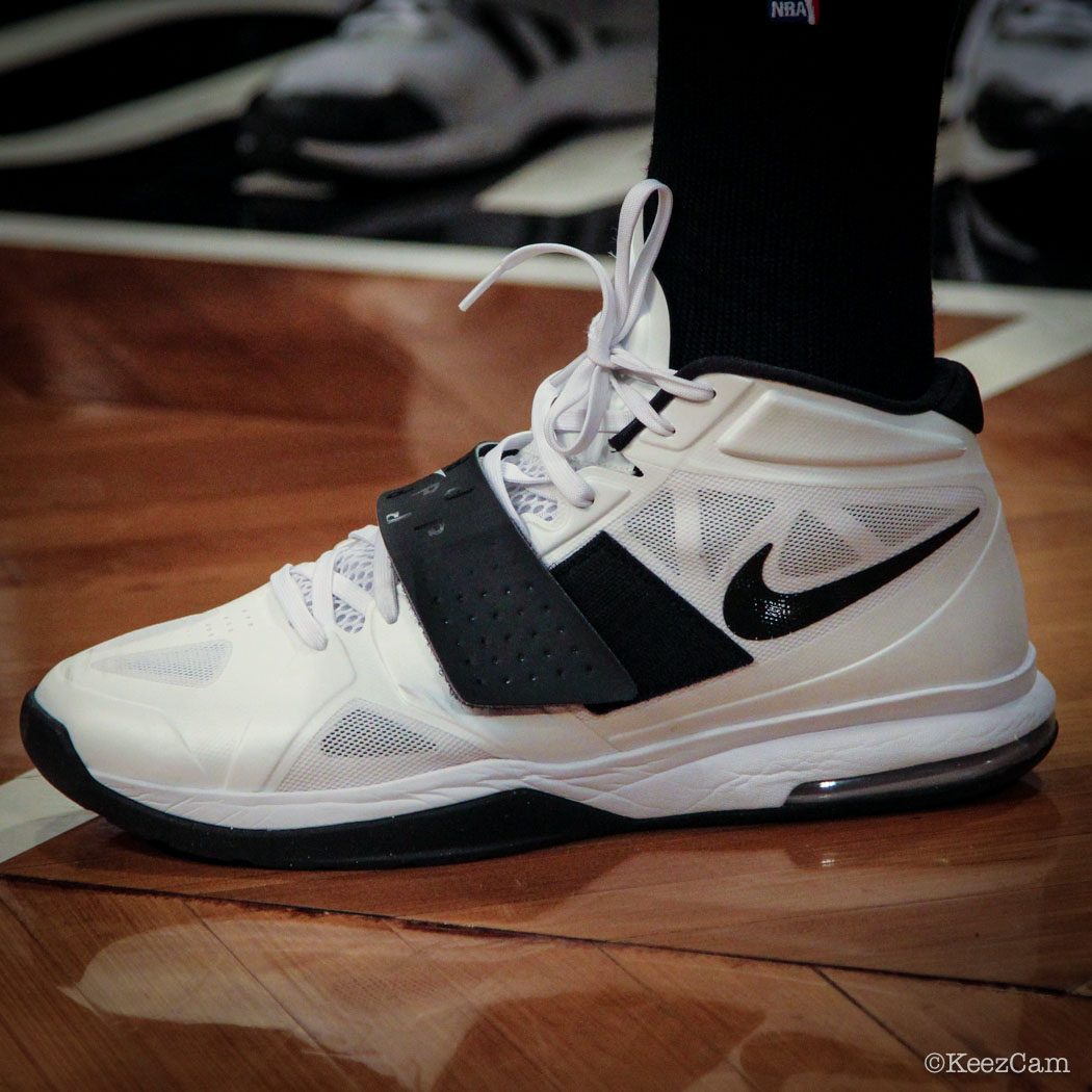 Paul Pierce wearing Nike Air Legacy 3 Home