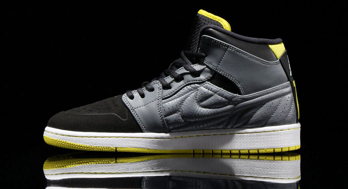 jordan 1 retro black and yellow