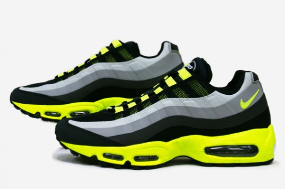 nike air max 95 charcoal grey