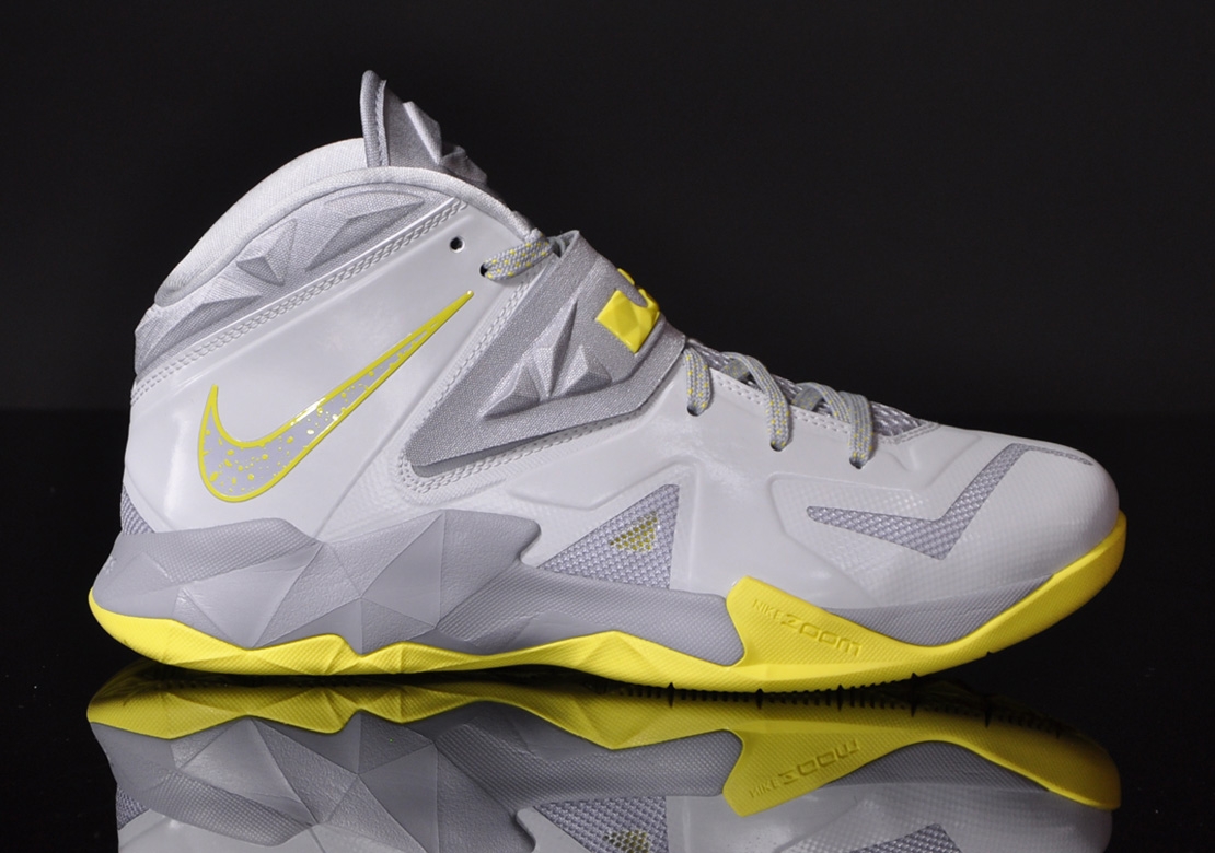 Lebron soldier cheap 7 blanche