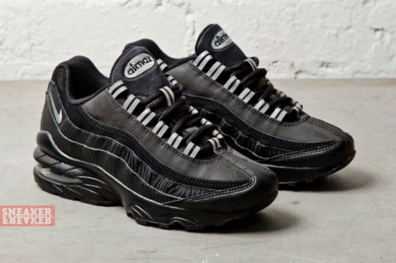 Air max hotsell 95 gs black