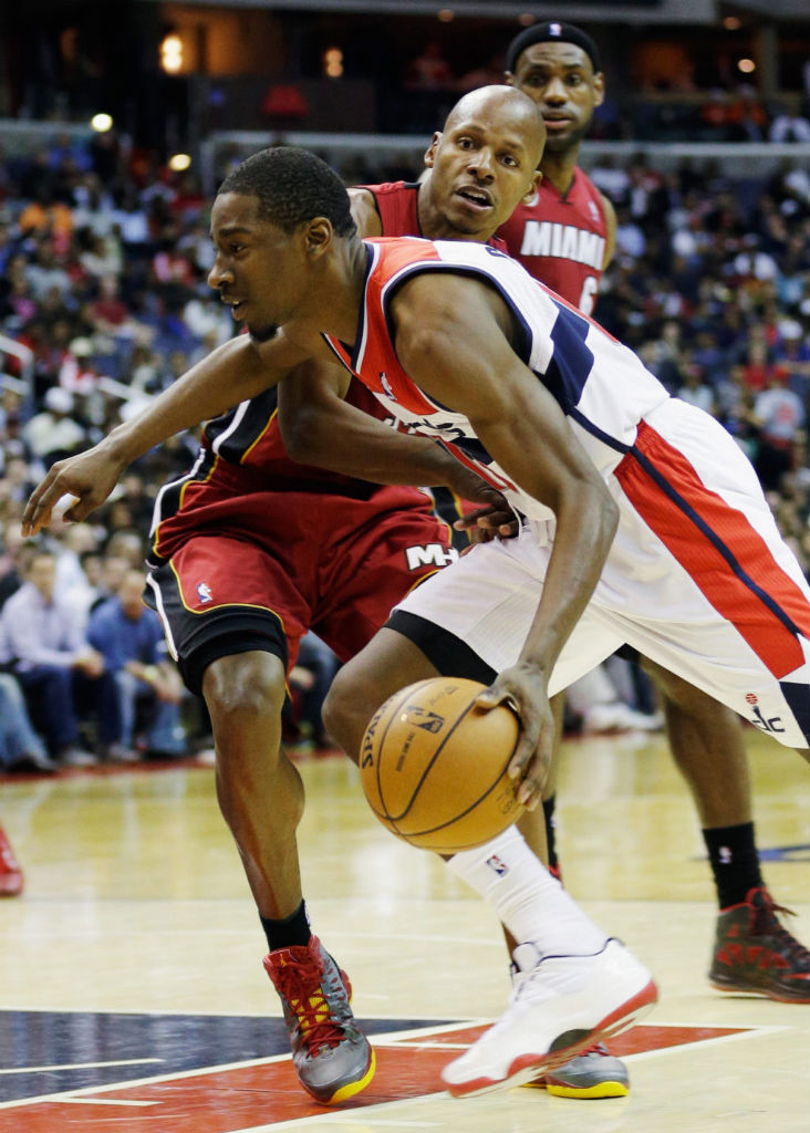 Ray Allen wearing Jordan Super.Fly Miami Heat Away PE (4)