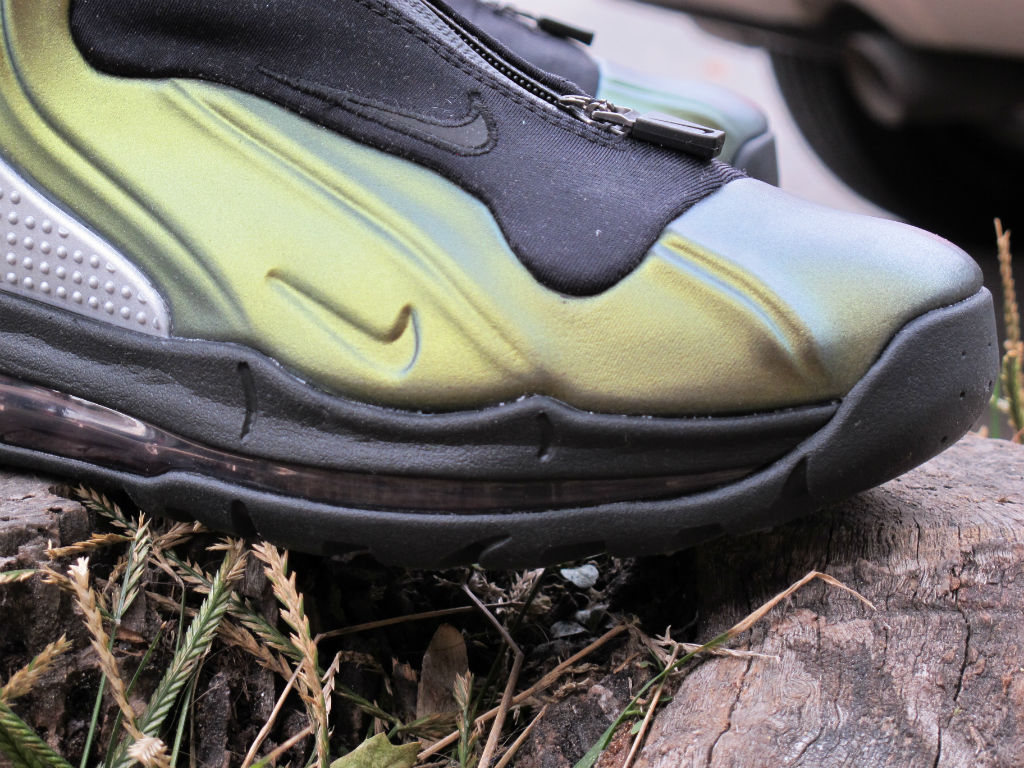 Nike I-95 Posite Max - Metallic Gold/Black | Sole Collector