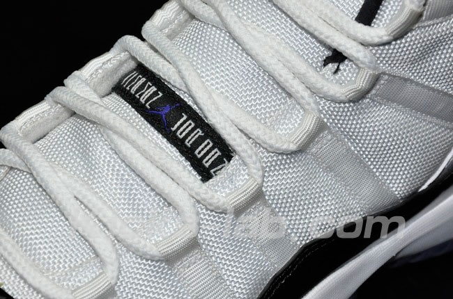 Air Jordan XI 11 Concord 378037-107