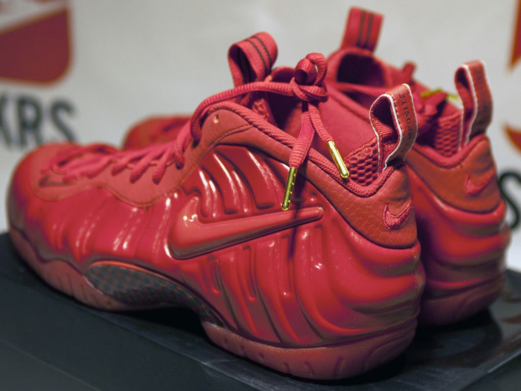 nike foamposite gym red