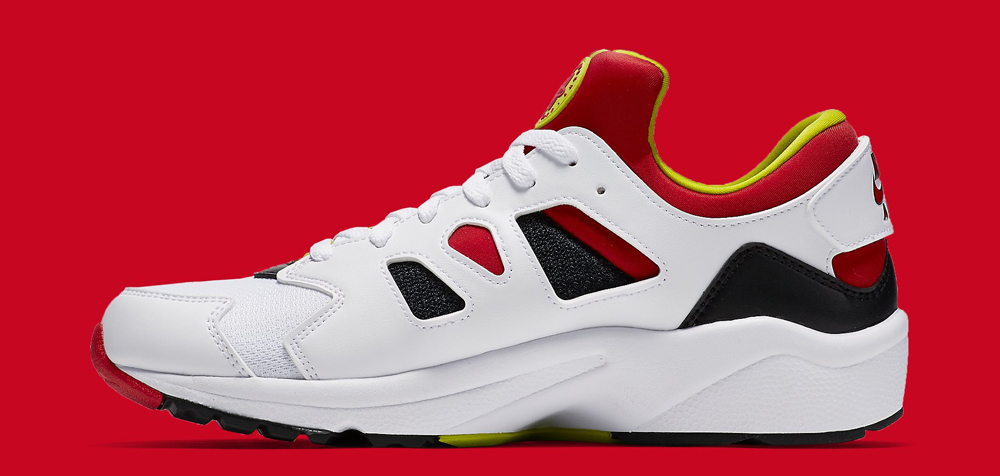 nike huarache international