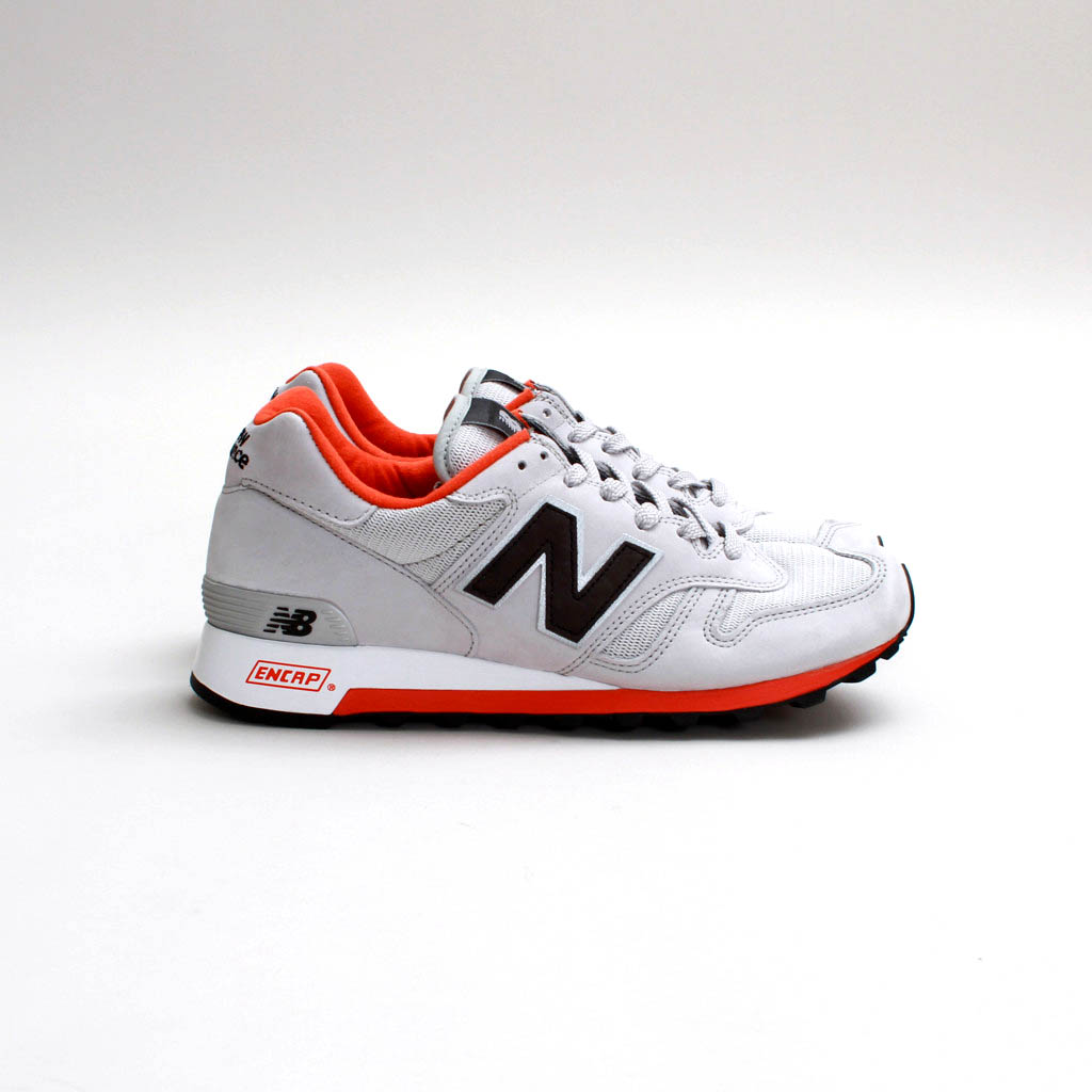 New balance shop classic 1300 orange