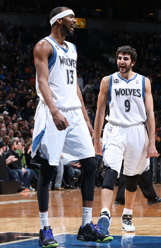 Corey Brewer wearing Under Armour Anatomix Spawn Low Black/Blue-Green PE