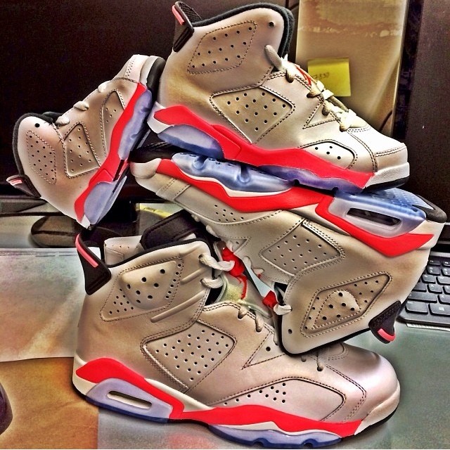 Jim Jones Picks Up Air Jordan 6 White/Infrared