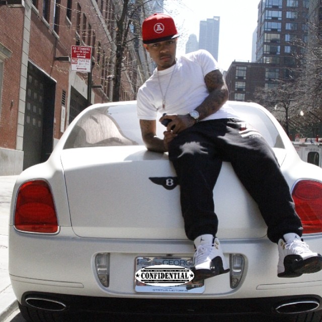 Bow Wow wearing Air Jordan XII 12 Taxi