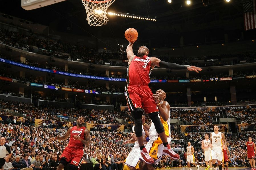 Dwyane Wade wearing the Air Jordan 2011