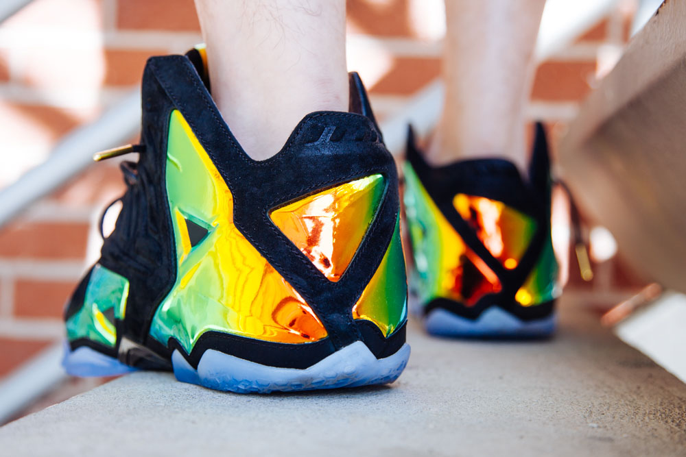  Nike LeBron XI 11 EXT King's Crown (5)