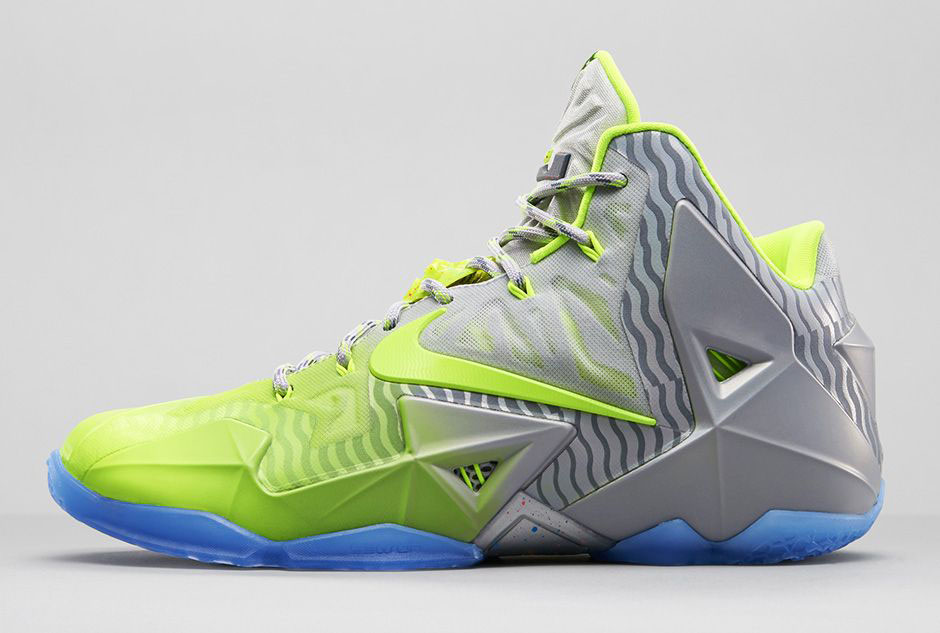 Nike LeBron XI 11 Maison LeBron Volt 683252-074 (2)