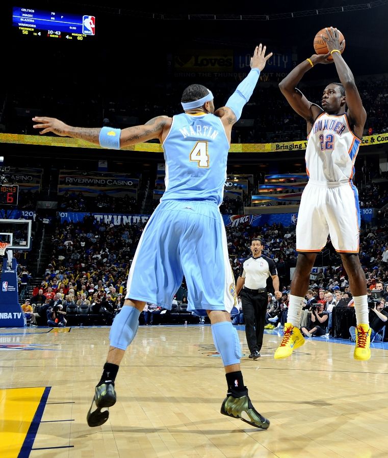 Kenyon Martin wearing the Nike Air Flightposite