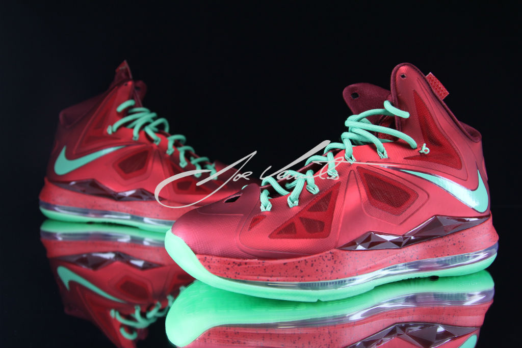Nike LeBron X - Christmas | Sole Collector