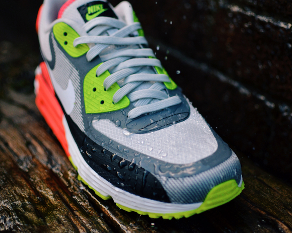 Water Resistant Nike Air Max Lunar90s To Combat The Winter Complex