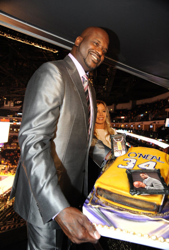 Los Angeles Lakers Retire Shaq's #34 Jersey (8)