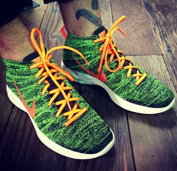 nike flyknit chukka green