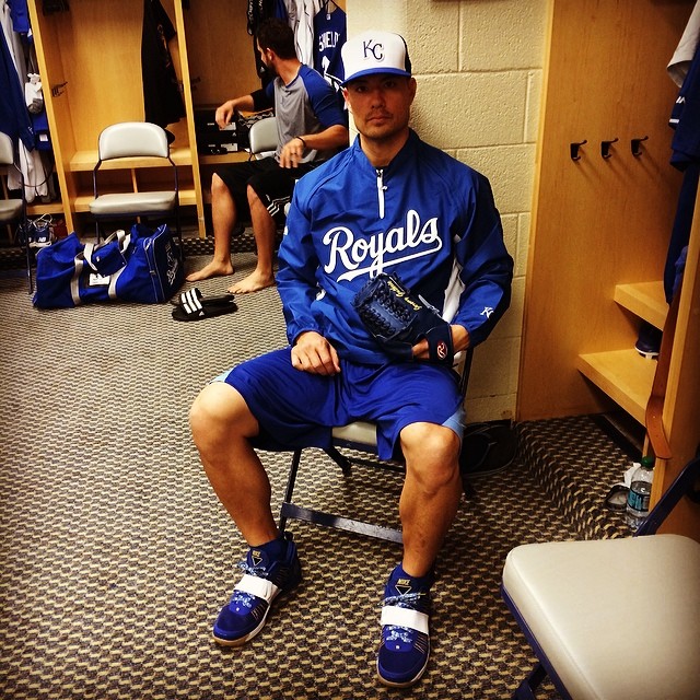 Jeremy Guthrie wearing Nike Zoom Revis