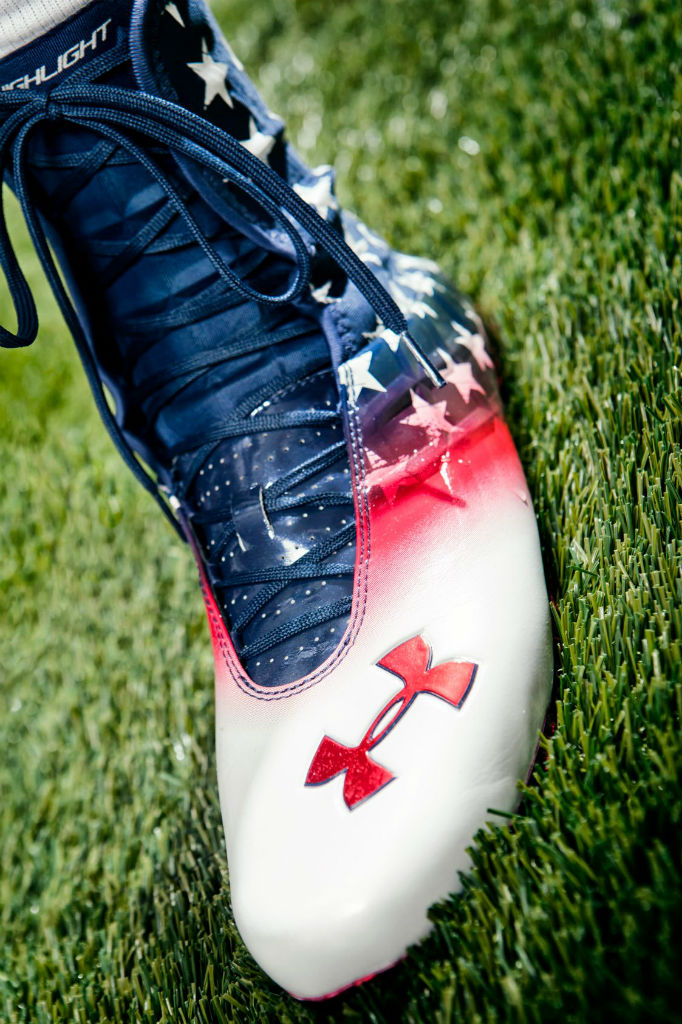 Under armor deals wounded warrior cleats