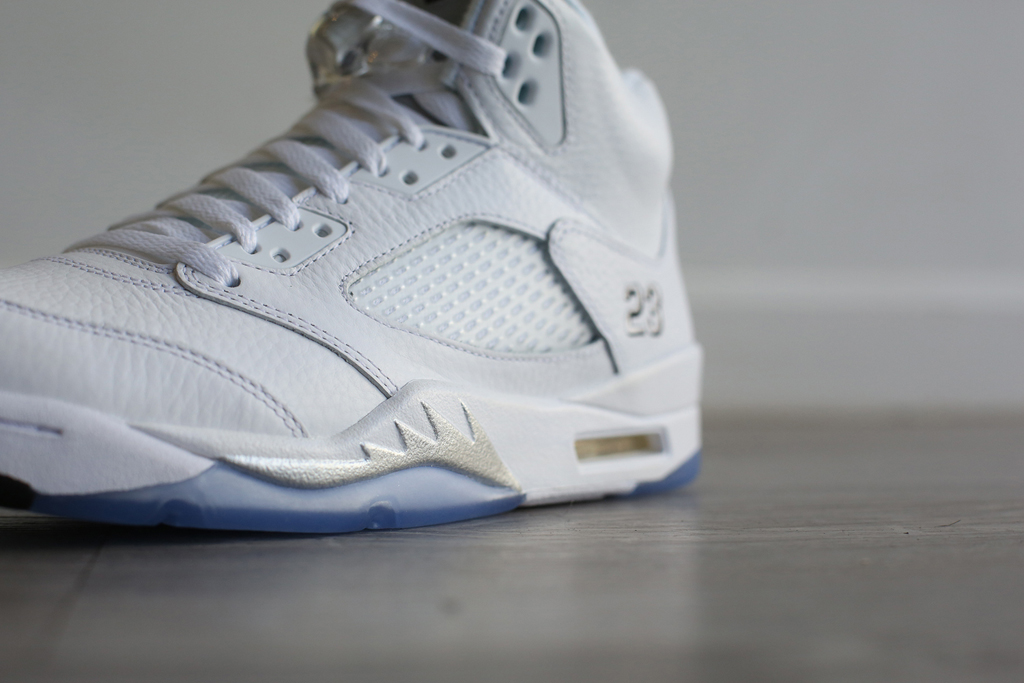 air jordan 5 white metallic