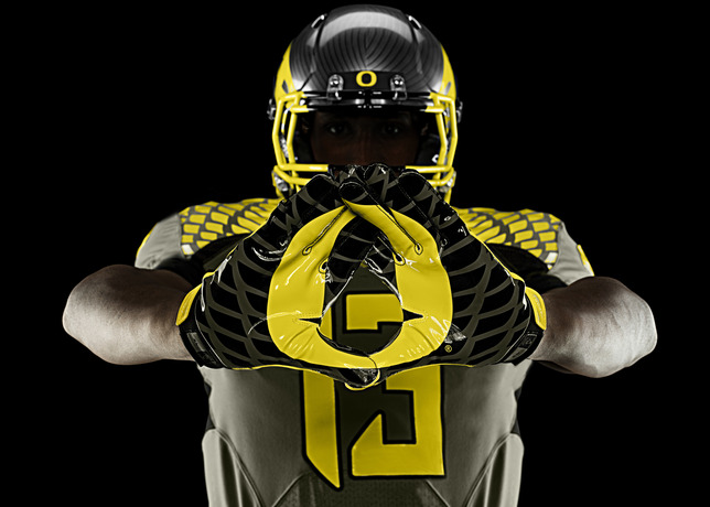 Oregon baseball team unveils new uniforms paying homage to