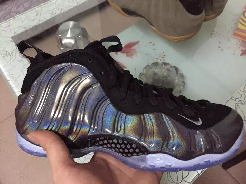 foamposite hologram