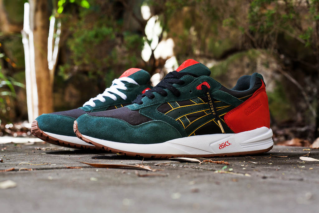 asics gel saga green